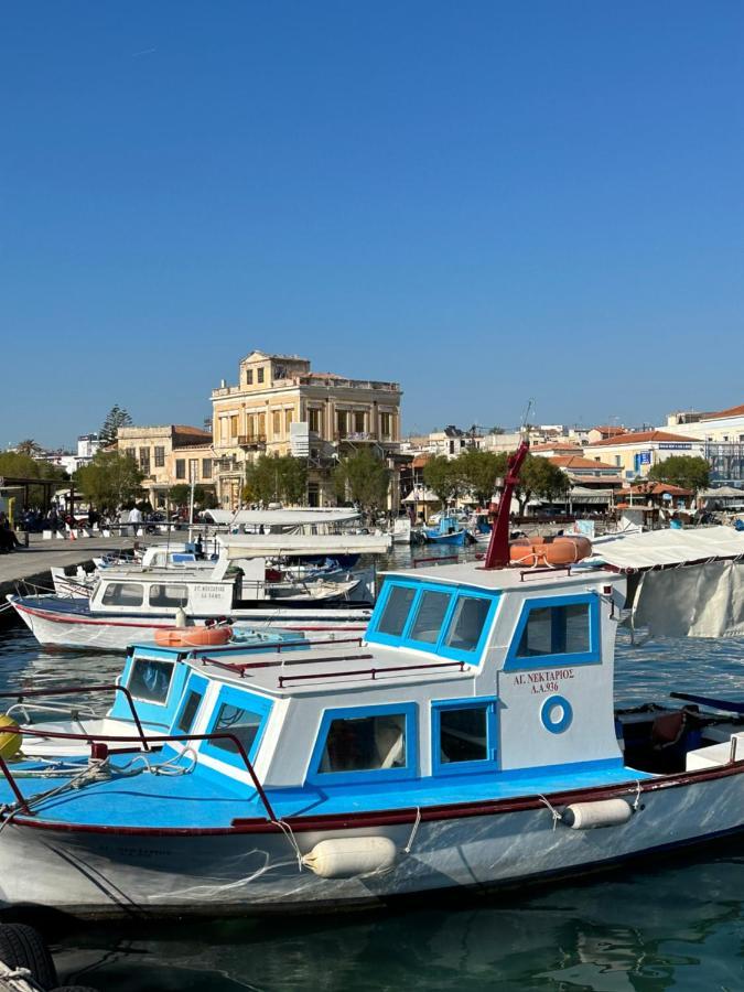 Axs First Floor Apartment Aegina Town מראה חיצוני תמונה